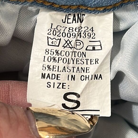 Jeans size small   - Picture 3 of 3